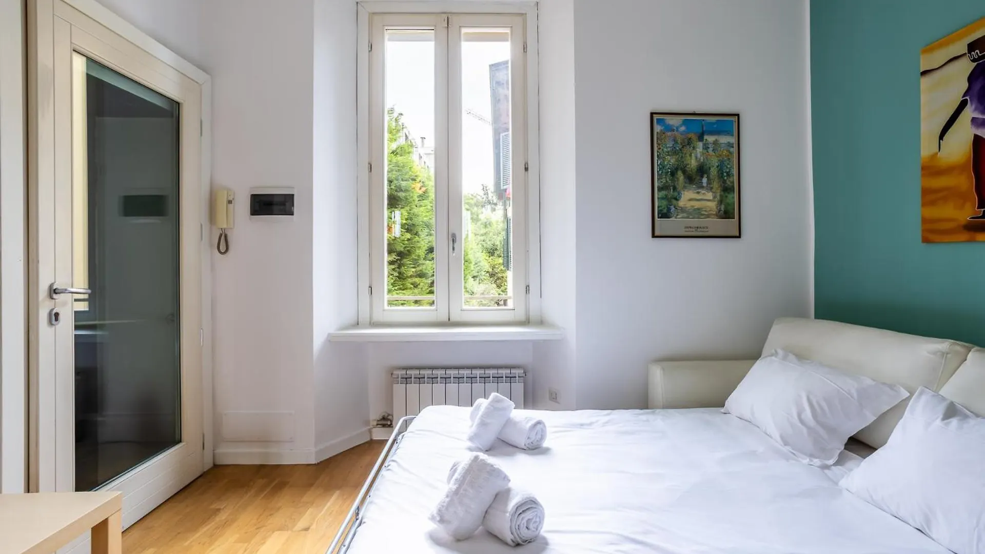 Ugolini 29 Apartamento Milão 0*,